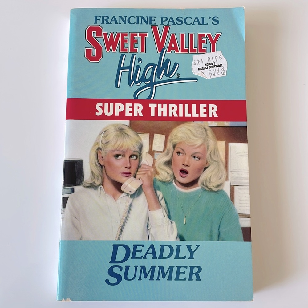 ✨2/$20✨ SVH (Super Thriller) Deadly Summer